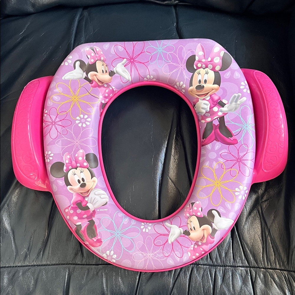 Minnie Mouse Pink and Purple Potty Seat